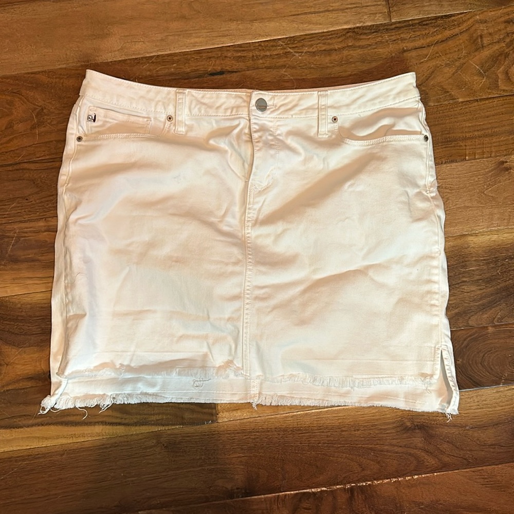 DEAR JOHN WHITE JEAN MINI SKIRT